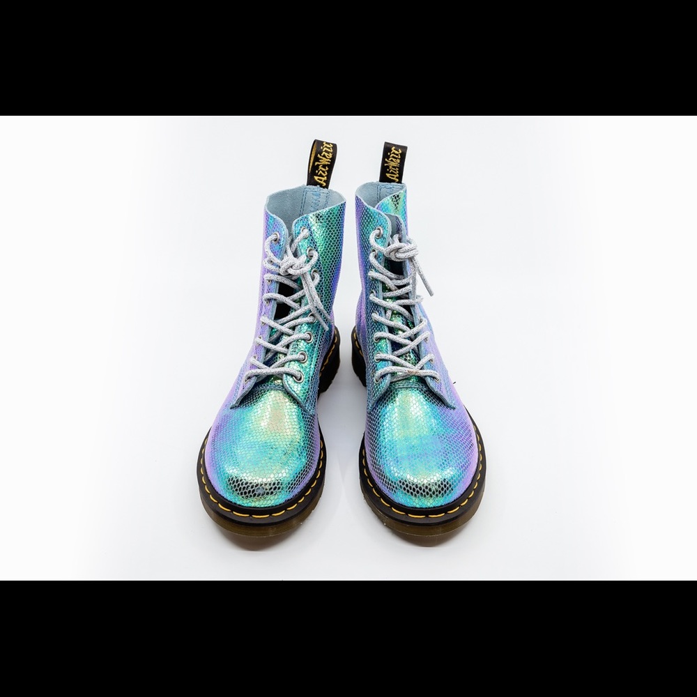 RARE! Dr. Martens Ladies Aqua shimmery boots 8 NWOT